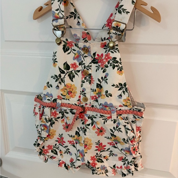 Toddler Girl Floral Overalls / Romper – Pink Belt – Size 3T – - Picture 3 of 6